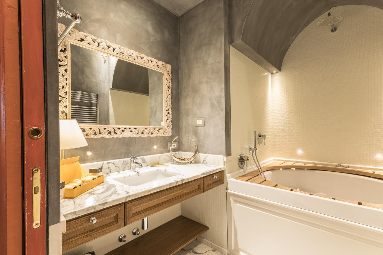 Hemeras Boutique Homes - 4 Luxury Suites In Milan Fashion District Exterior photo